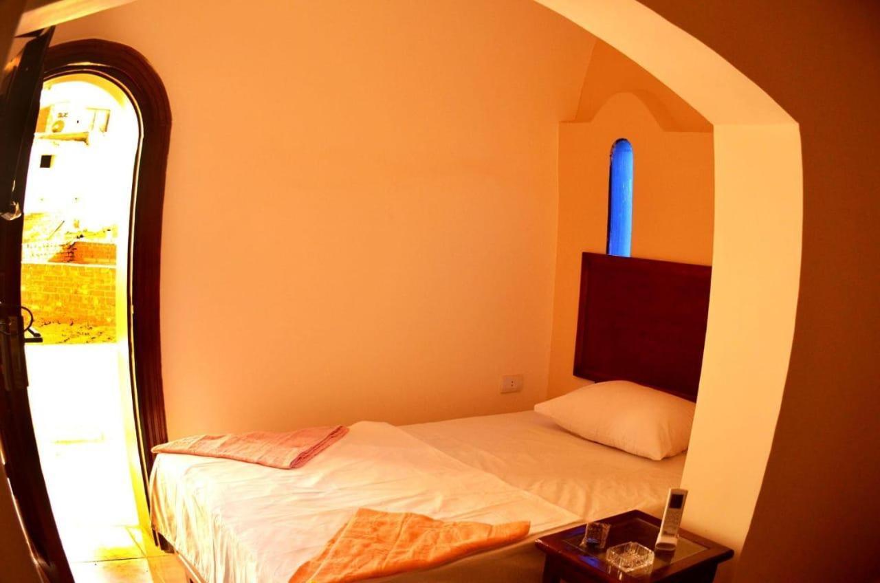 Dahab Coral Reefs Hotel Exterior photo